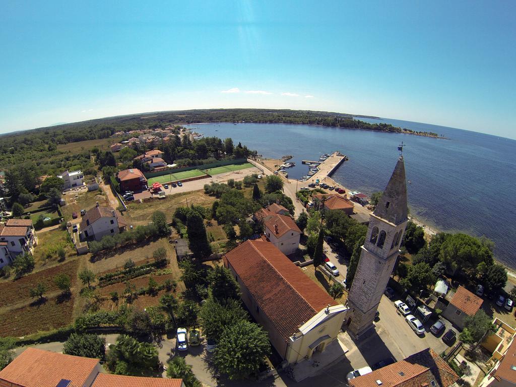 Villa Egida Capris Lovrecica  Exterior photo
